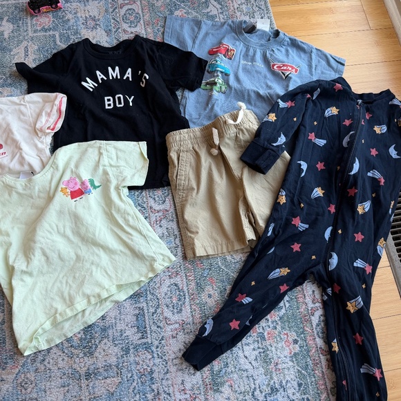 🧒 Toddler Boy Clothing Bundle 3T - Picture 1 of 5